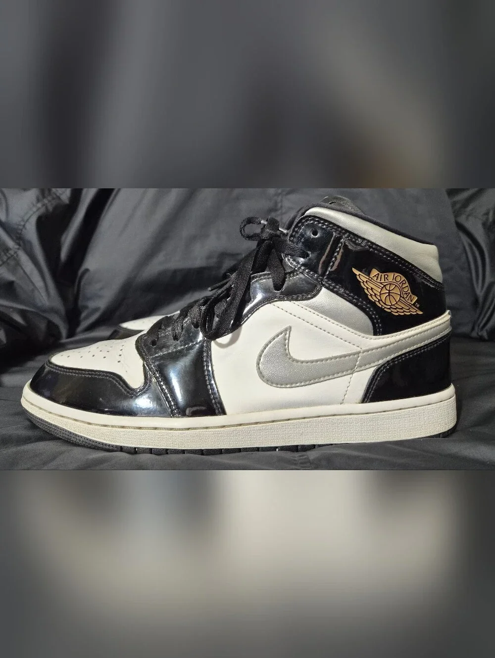 Men's Nike Air Jordan 1 Mid SE 